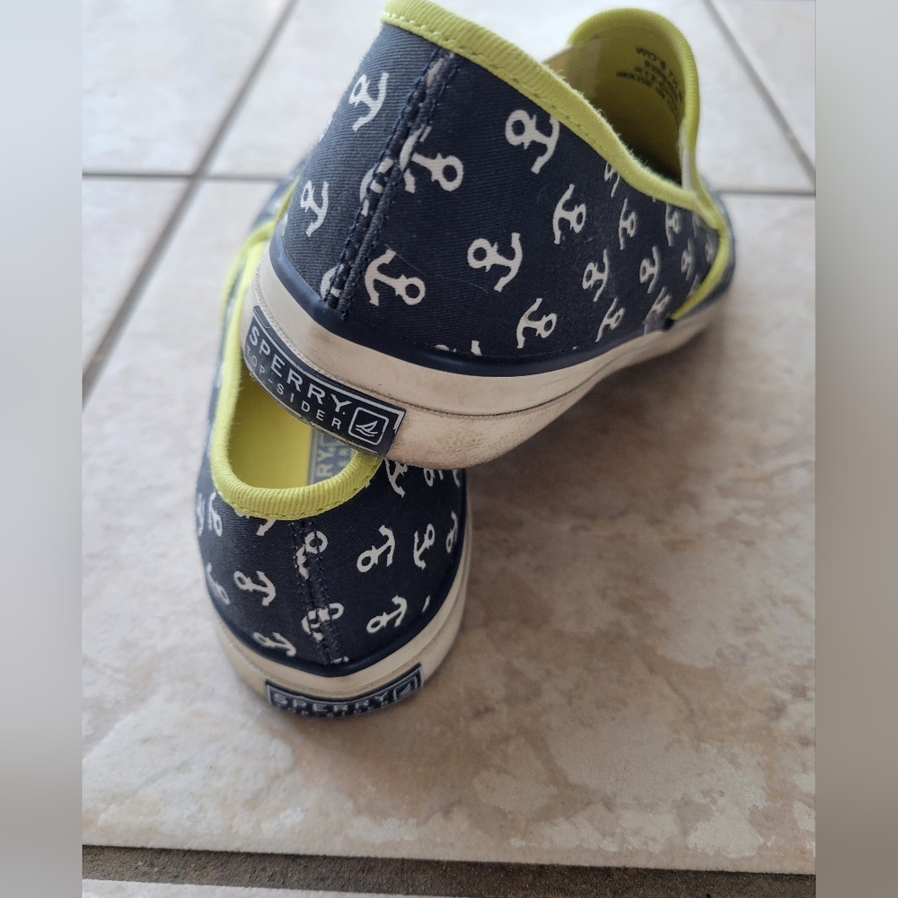 Sperry - Picture 3 of 6